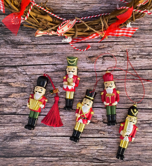 Γούρι 2026 Στολίδι Καρυοθραύστης