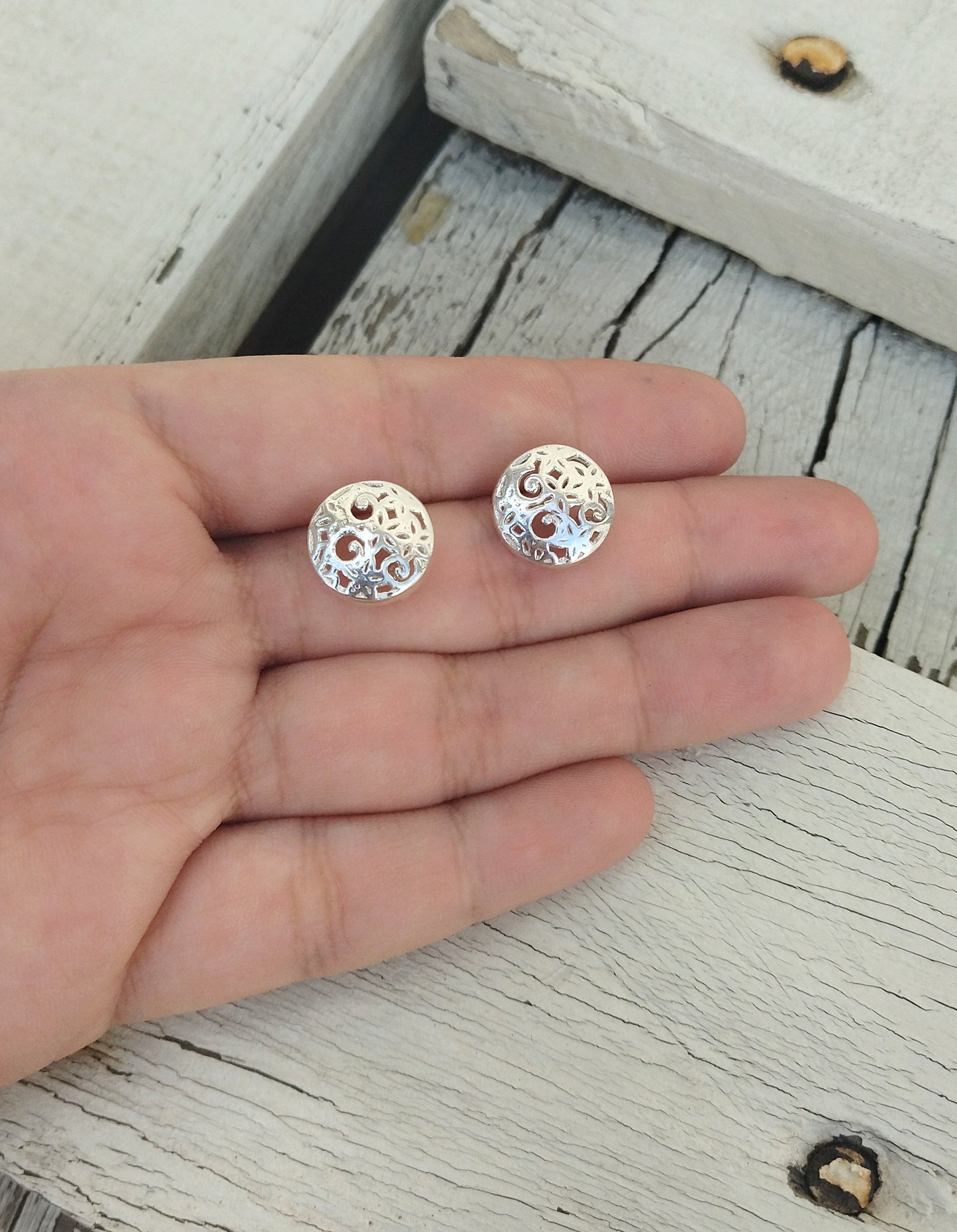 22k Gold Filled Silver Filigree Stud Earrings, Circle Post Earrings In Vintage Style