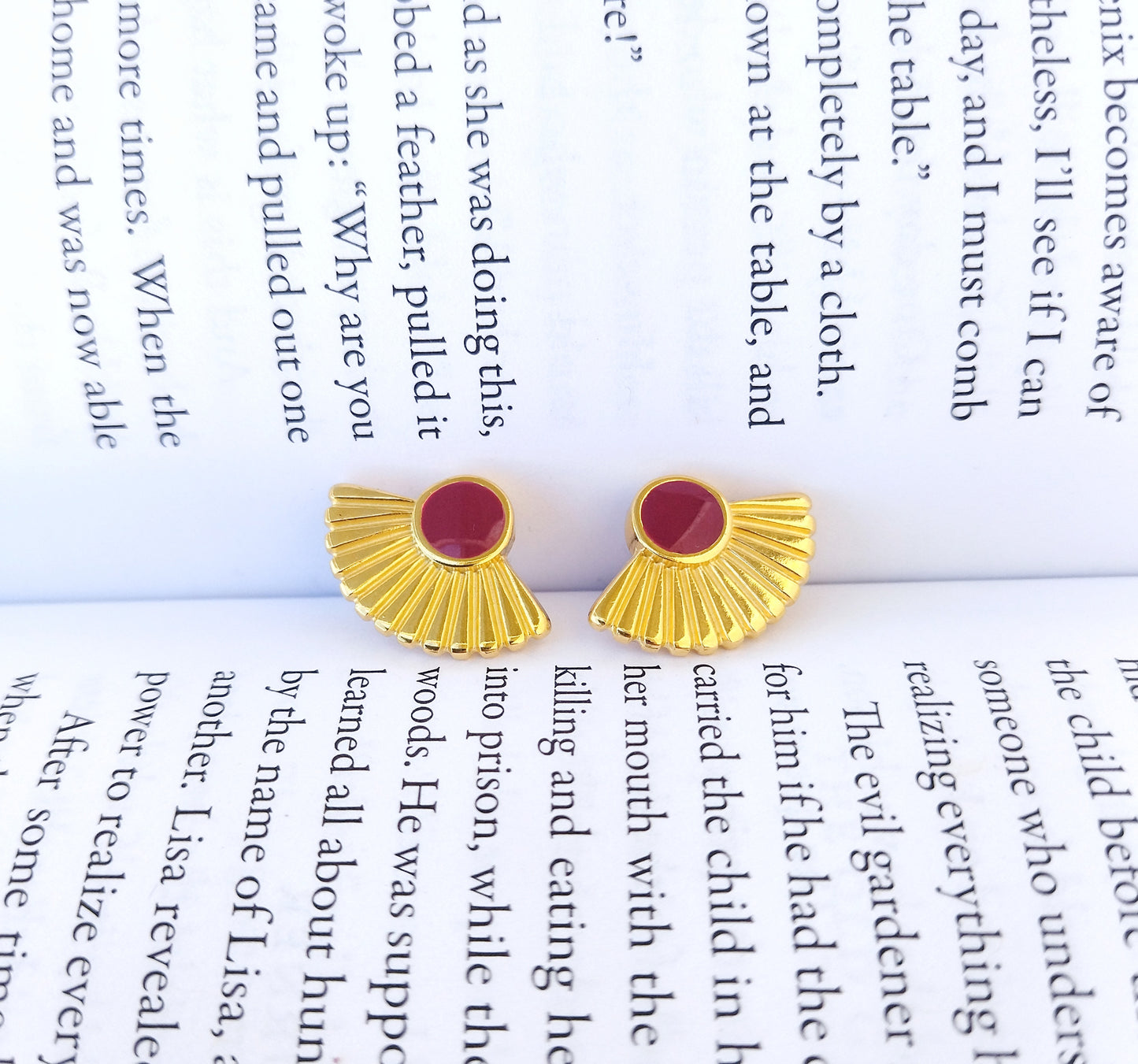Sun Rays Gold Enamel Stud Earrings