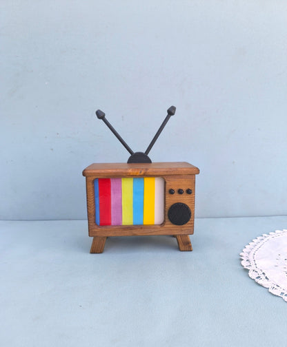 Old TV with Ceramic Colorful Coasters, Coasters Set of 4 With Wooden Holder, Retro Home Decor