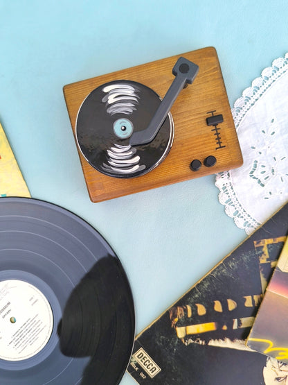 Wooden Record Player Coaster Holder with 4 Disc Shaped Ceramic Coasters, Music Producer Gifts