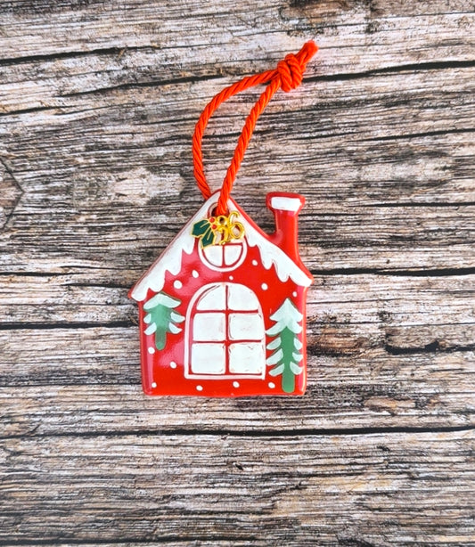 Πορσελάνινο Γούρι 2026 Χριστουγεννιάτικο Σπιτάκι