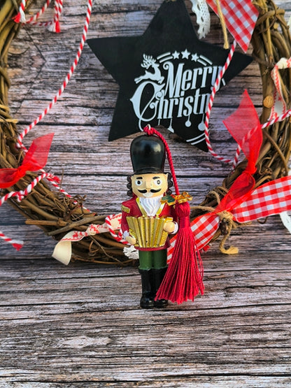 Γούρι 2026 Στολίδι Καρυοθραύστης