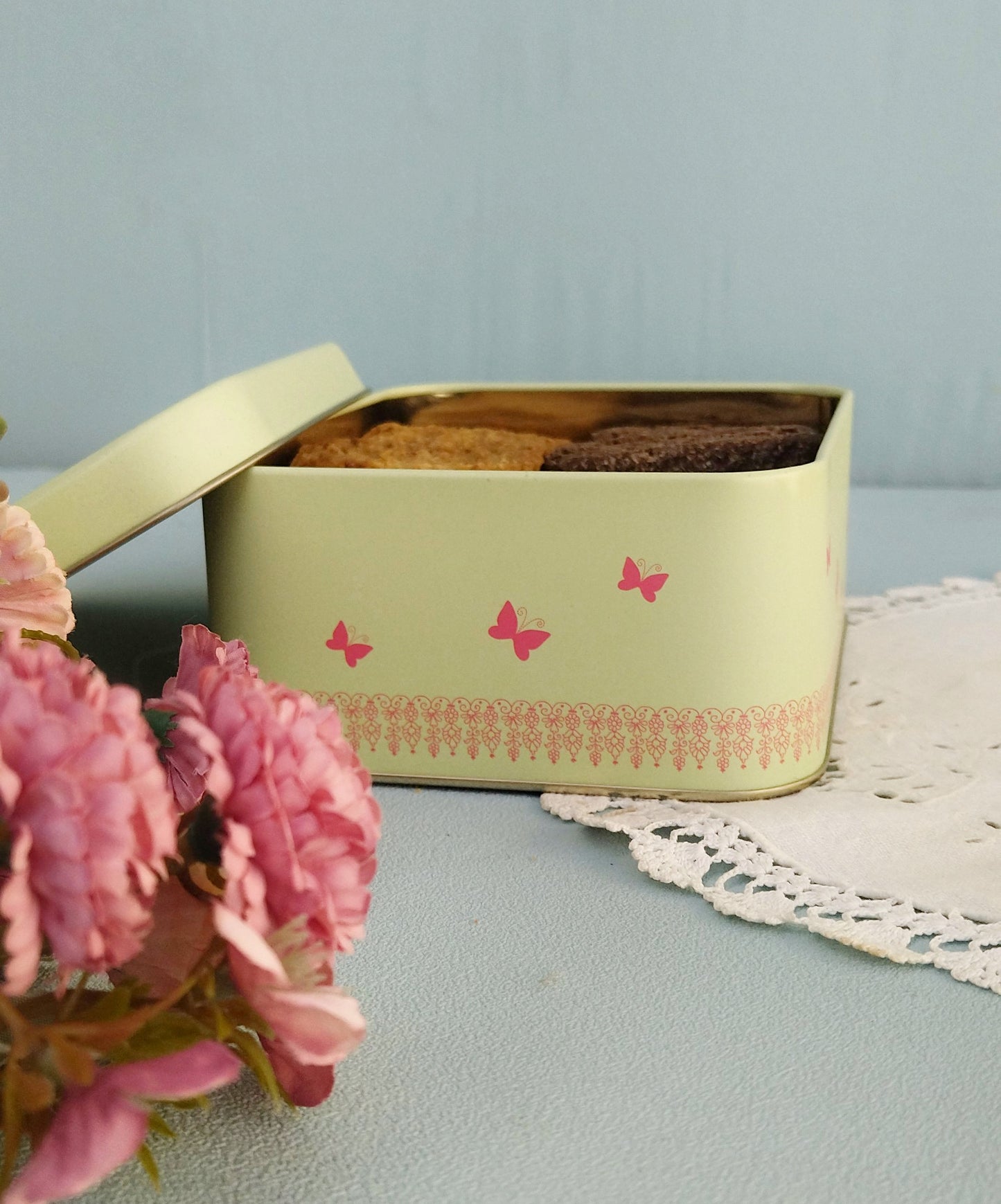 Cookies And Snacks Tin Box, Cute Metal Storage Box For Small Treasures