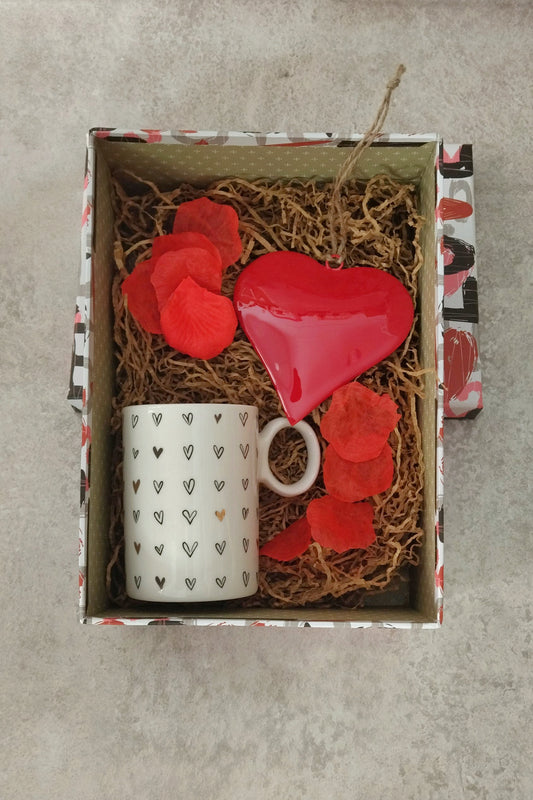 Golden Hearts Gift Box