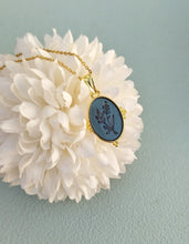 Φόρτωση εικόνας στο εργαλείο προβολής Συλλογής, Will You Be My Bridesmaid Dainty Gold Flower Necklace, Personalized Floral Pendant For Boho Chic Wedding
