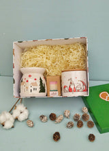 Φόρτωση εικόνας στο εργαλείο προβολής Συλλογής, Χριστουγεννιάτικο Κουτί Δώρου Με Κεραμικό Αρωματιστή, Wax Melts Σογιας Και Κεραμικό Αποθηκευτικό Βαζάκι
