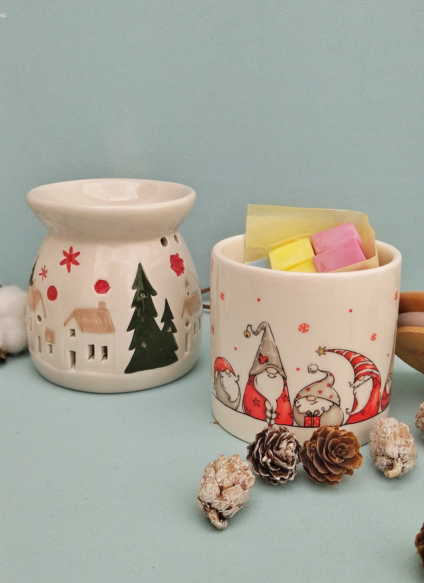 Christmas Ceramic Oil Burner With Gnomes Jar For Wax Melts, Wax Melter Gift Set With Soy Wax Melts