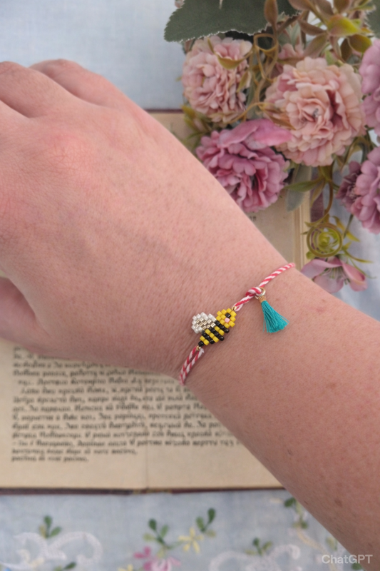 Bee Miyuki March Bracelet
