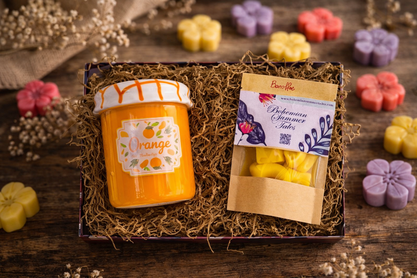 Soy Wax Melts And Wax Melter Gift Set, Ceramic Wax Melt Burner In Marmalade Jar Design, Mother's Day Pamper Gift Box