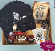 Load image into Gallery viewer, Space Birthday Gift Box For Boyfriend With Cotton Astronaut T-Shirt / Retro Motorcycle / Ceramic Mug And Vegan Beard Oil
