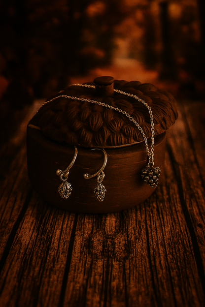 Pinecone Jewelry Set In Porcelain Pinecone Jewelry Box