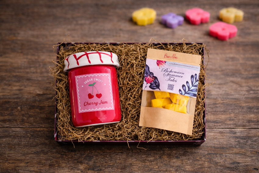 Soy Wax Melts And Wax Melter Gift Set, Ceramic Wax Melt Burner In Marmalade Jar Design, Mother's Day Pamper Gift Box