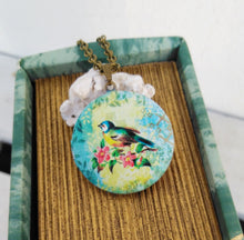 Load image into Gallery viewer, Bird Locket Necklace
