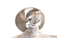 Load image into Gallery viewer, 925 Sterling Silver Spiral Ring Size 5 3/4, Modern Geometric Ring
