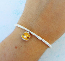 Load image into Gallery viewer, Minimal Bracelet, Small Pearl Bracelet With Silver Oyster Charm

