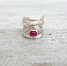 Φόρτωση εικόνας στο εργαλείο προβολής Συλλογής, Ασημένιο Δαχτυλίδι Με Ροζ Τουρμαλίνη
